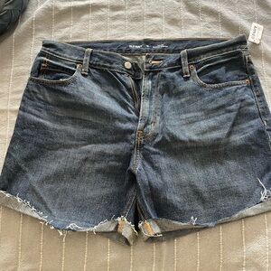 Old Navy High-Rise Slouchy Straight Denim Shorts